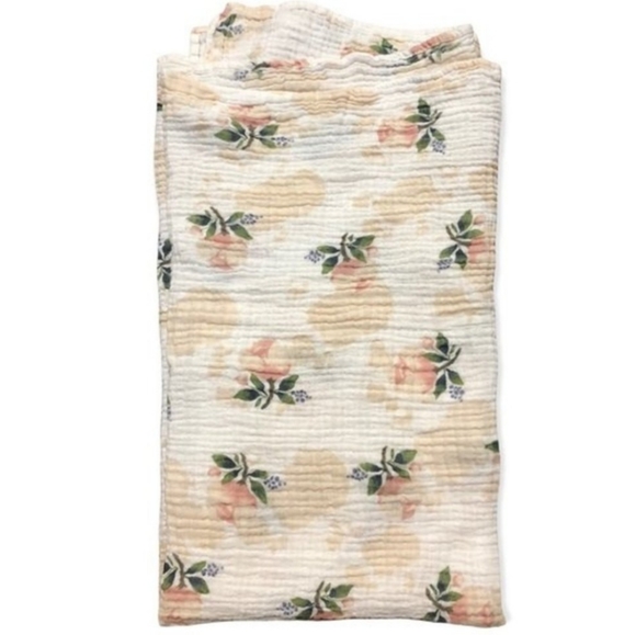 Little Unicorn – Watercolor Roses 100% Cotton Muslin Swaddle baby nursing cover - Picture 3 of 3